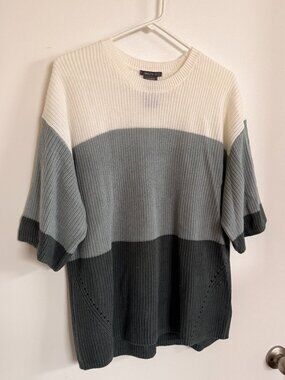 Knit half-sleeve Sweater